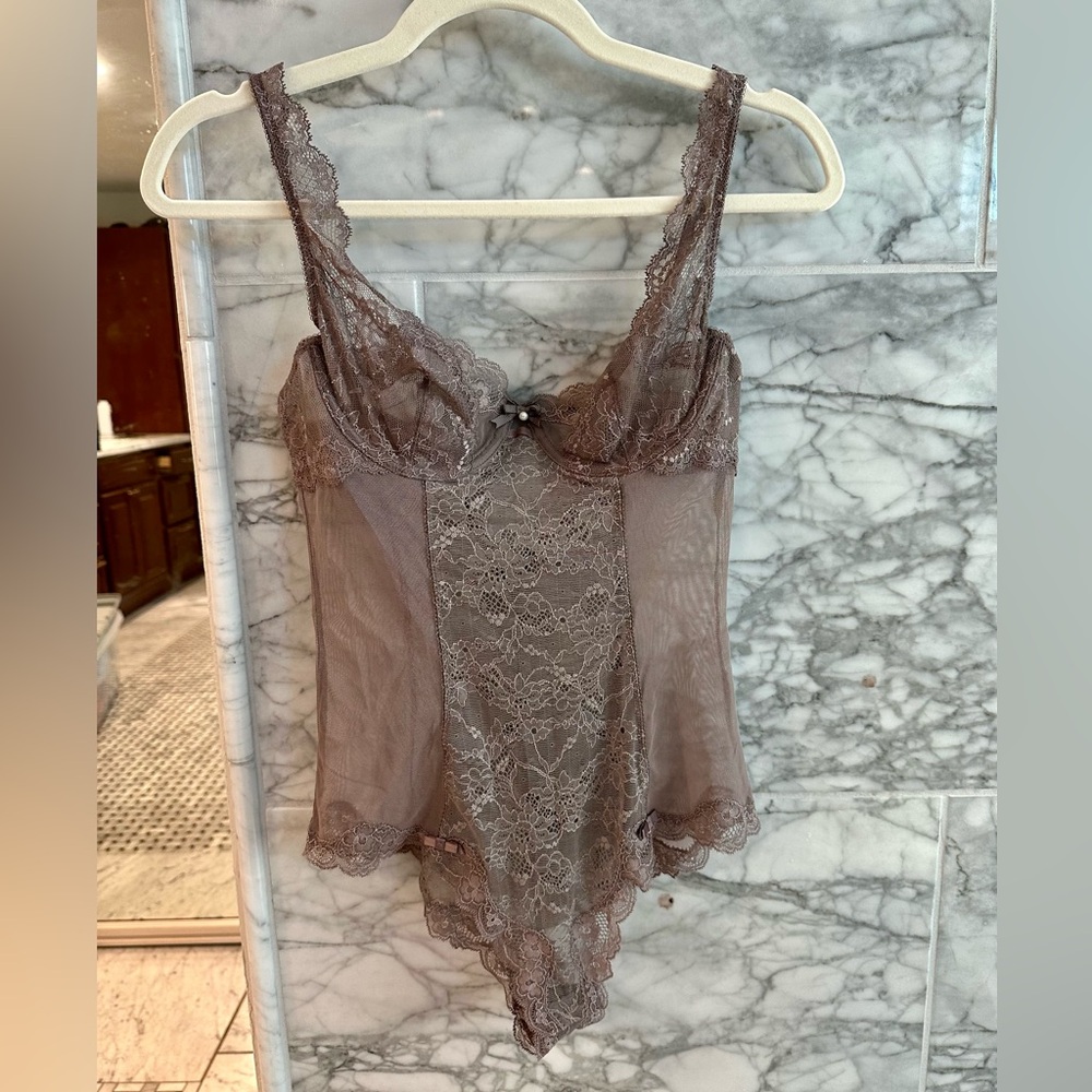 Victorias Secret Very Sexy lace mesh Teddy Lingerie gray purple 36B